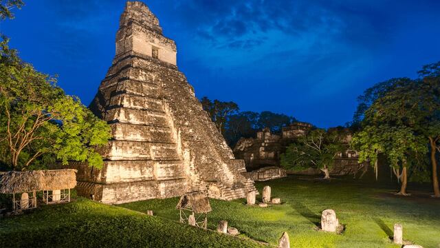Tikal, templo maya en Guatemala