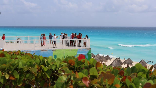 Ana Paty Peralta defiende a Cancún como el destino favorito de las vacaciones de verano