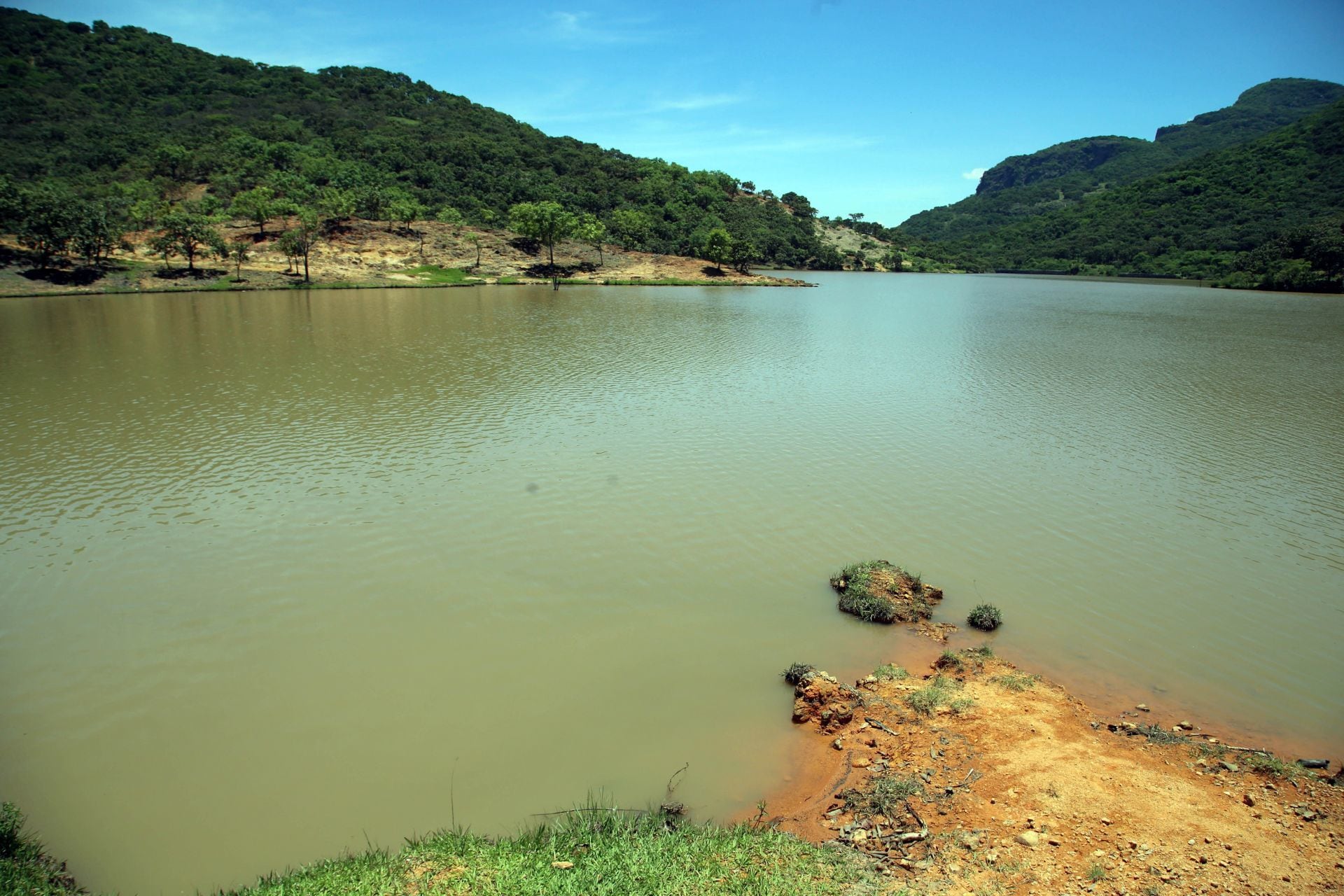 Presa trasvase para el tratado de aguas