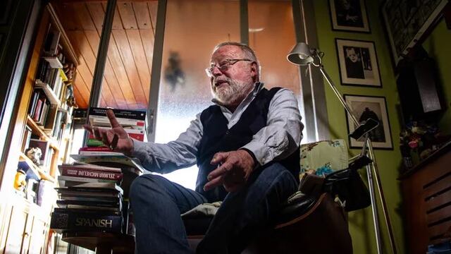 Fernando Savater es despedido de El País tras 47 años