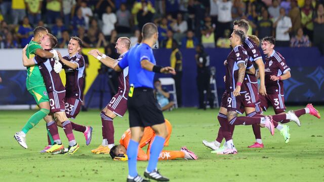 El festejo del Colorado Rapids ante América.