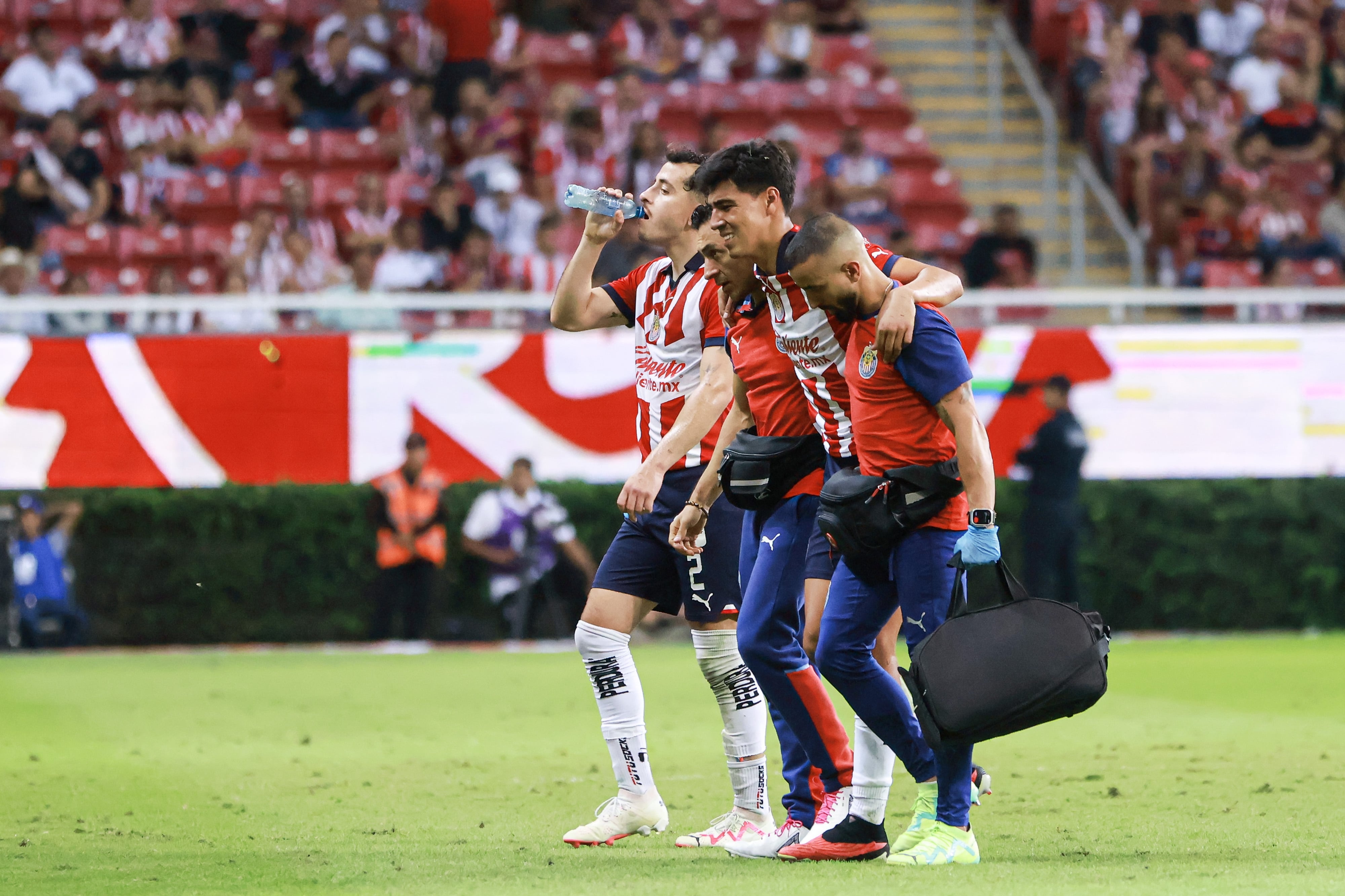 Club Chivas.