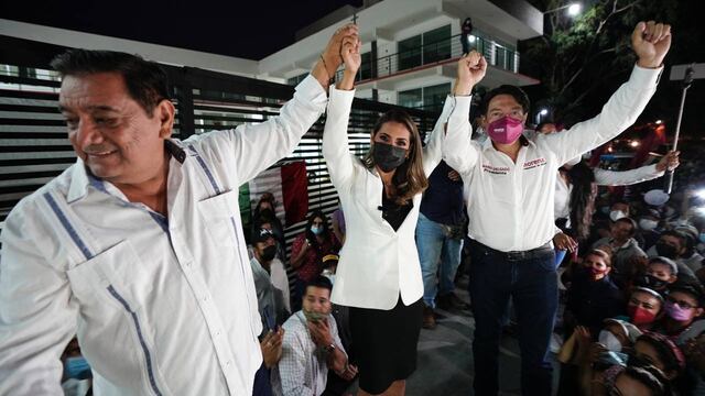 Evelyn Salgado con su papá