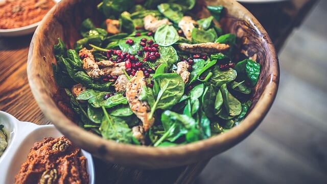 Dieta mediterránea favorece una vejez saludable