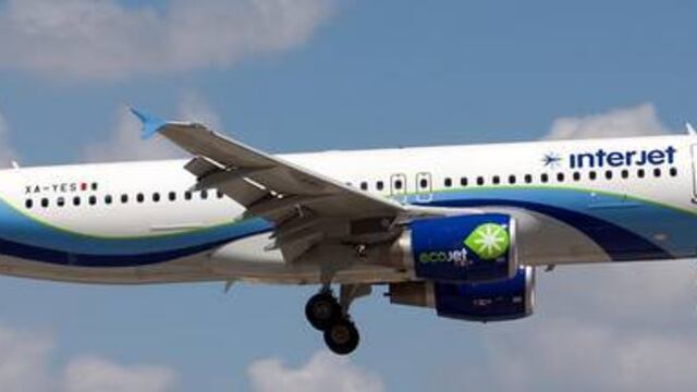 Estuve a punto de viajar en un Sukhoi Superjet 100, que por estar averiado resultó cancelado.