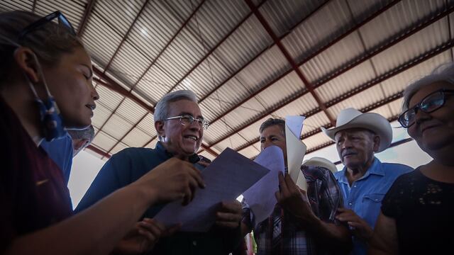 El gobernador de Sinaloa, Rubén Rocha, refrendó sus compromisos en el municipio de Ahome.