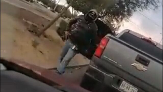 Hombre armado amenazó a automovilista