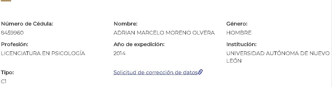 Cédula profesional de Adrián Marcelo; es psicólogo.