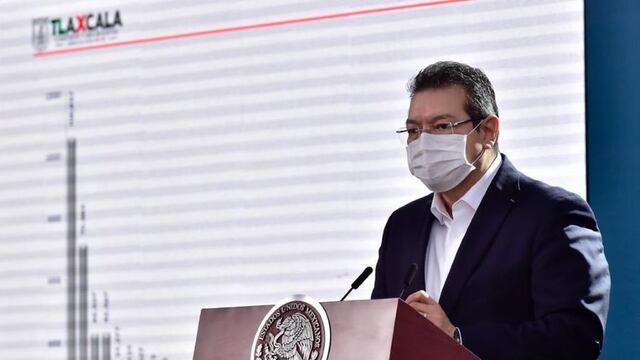 Marco Mena Rodríguez.