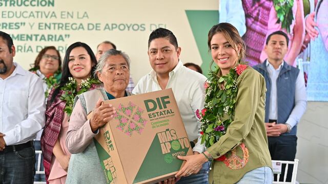 Ricardo Gallardo impulsa obras educativas en Santa María del Río