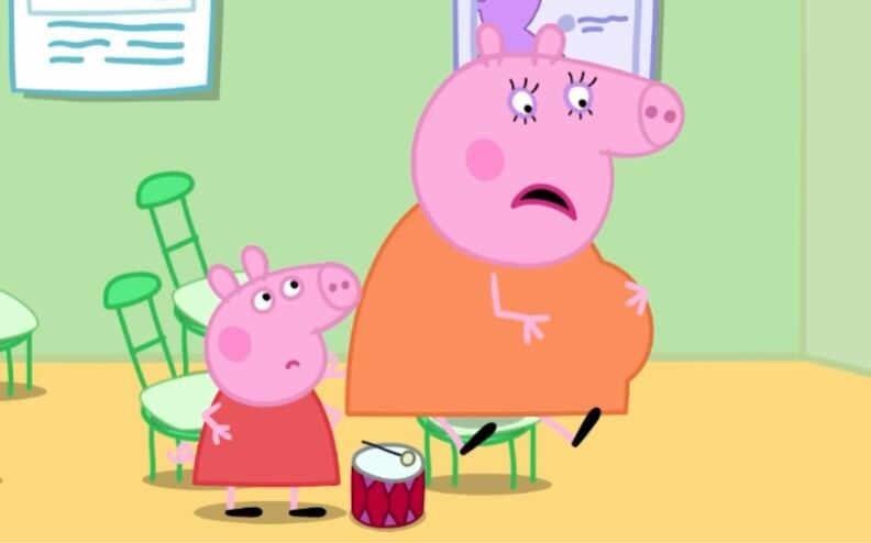 El chequeo médico de Mamá Cerdita embarazada