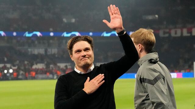 Edin Terzic entrenador del Borussia Dortmund