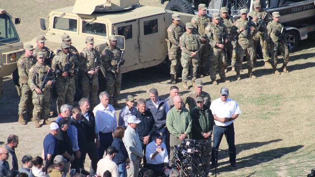 Tribunal bloquea ley SB4 de Greg Abbott