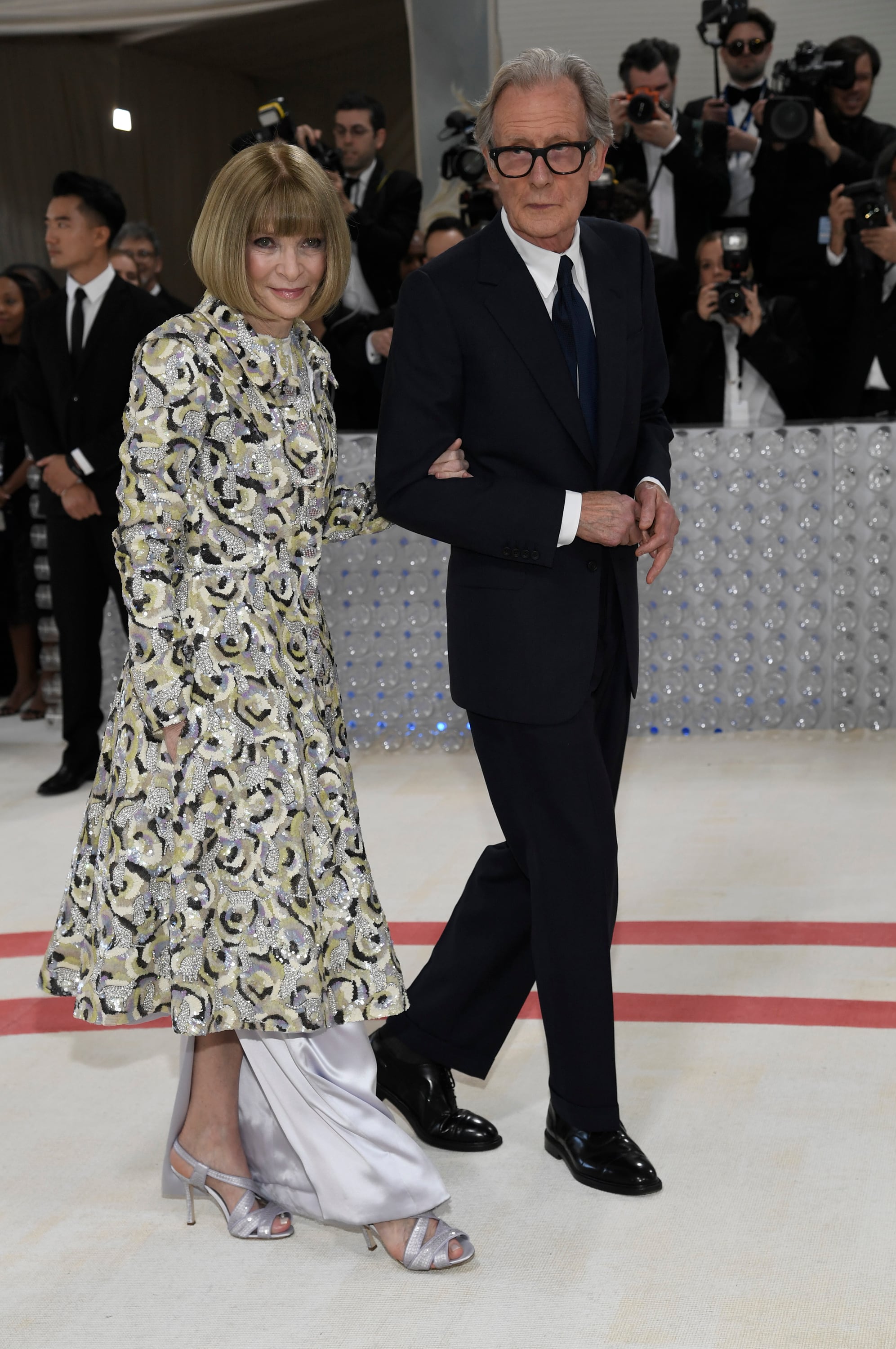 Anna Wintour y Bill Nighy en la alfombra roja de la Met Gala 2023