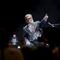 Elton John reacciona a comentarios del Vaticano; los llama 'hipócritas'