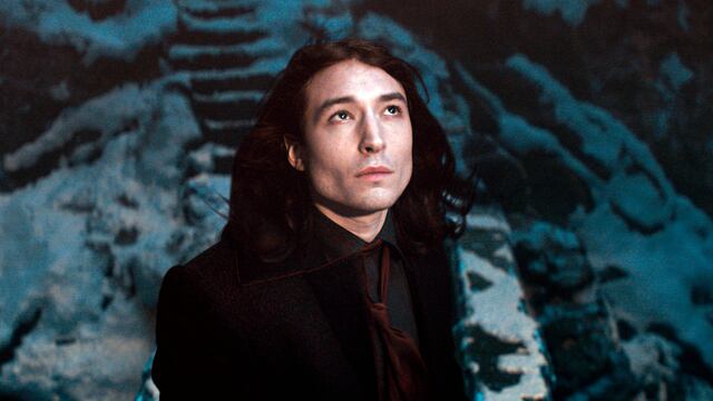 Ezra Miller como Credence Barebone en 'Animales Fantásticos 3'