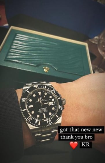 Keanu Reeves regala Rolex a sus compañeros