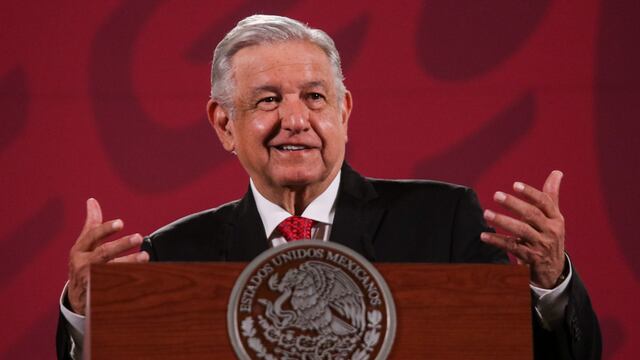 AMLO. Hipocresía de medios.