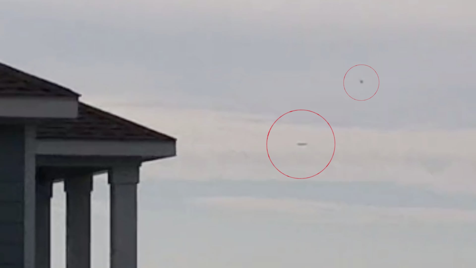 OVNI con forma de cilindro es captado en Mississippi