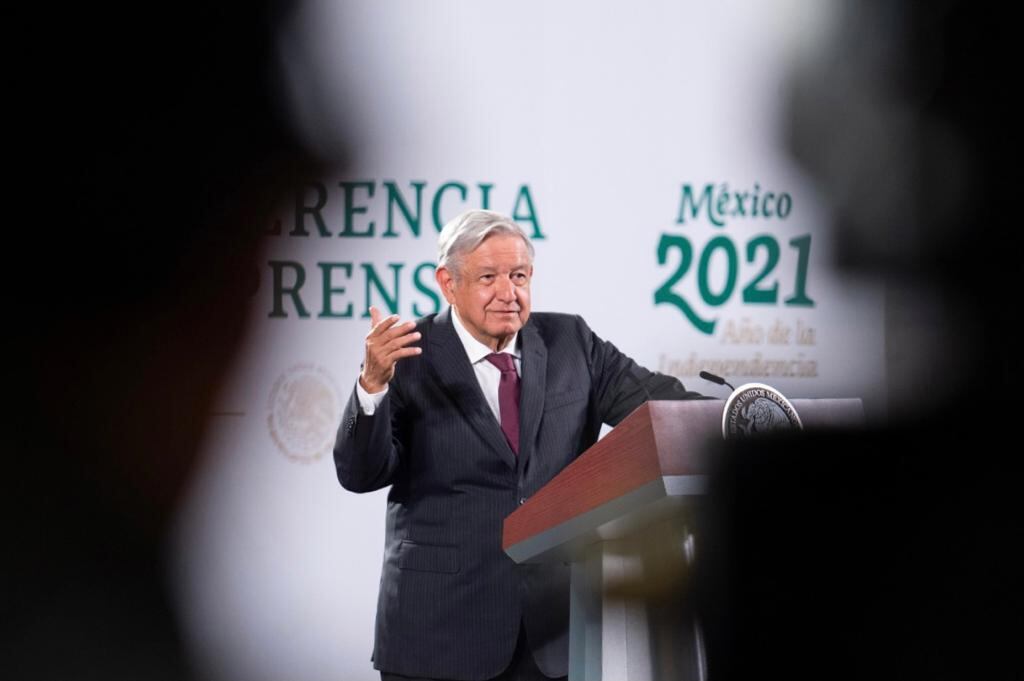 Le Monde criticó la hiperpresidencia de AMLO con la que interfiere en las elecciones