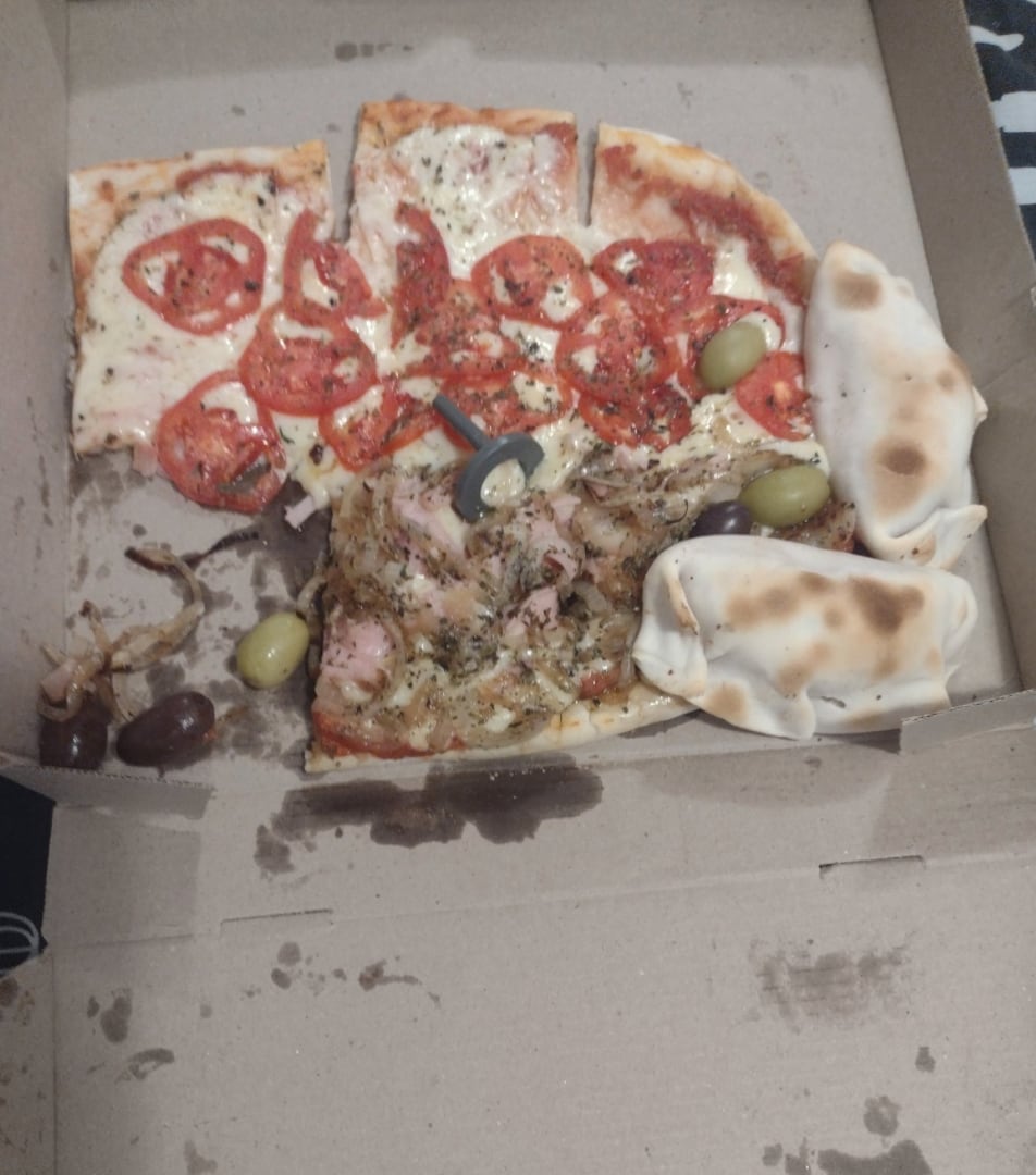 Pizza incompleta