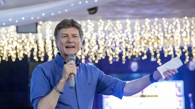 Enrique de la Madrid contra el súper peso mexicano