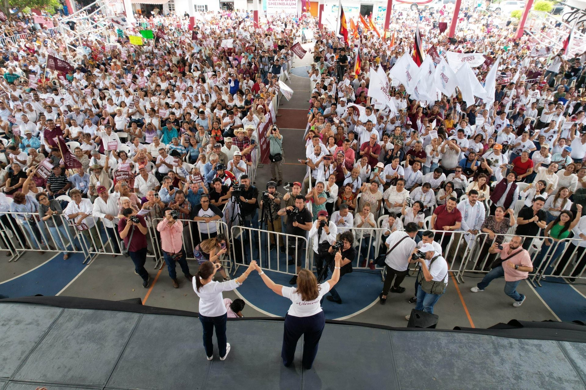 Mítin de Claudia Sheinbaum en Veracruz, quien estuvo acompañada por Rocío Nahle