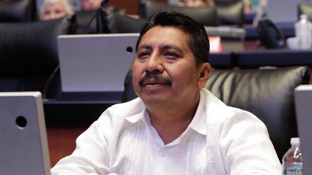 Adolfo Gómez, senador de Morena