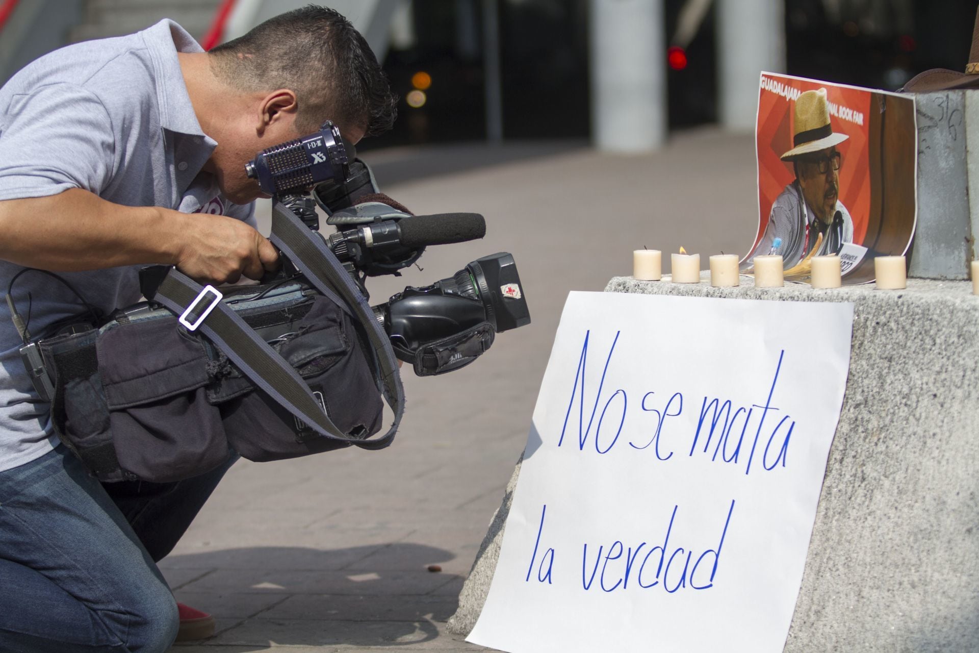 Protestan contra violencia a periodistas
