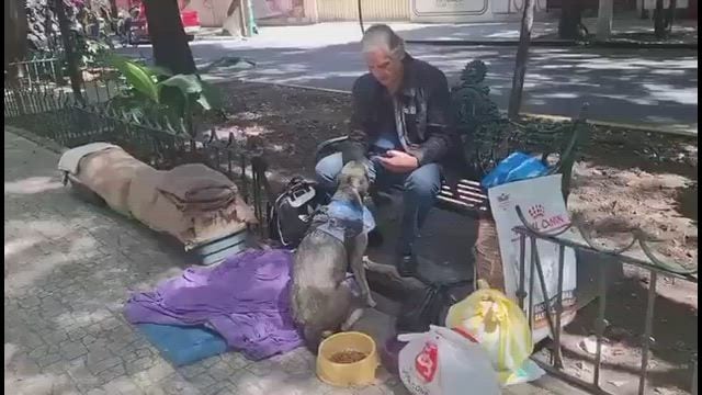 ¿Quién es Alejandro Landeros, el actor de telenovelas que hoy vive en situación de calle?