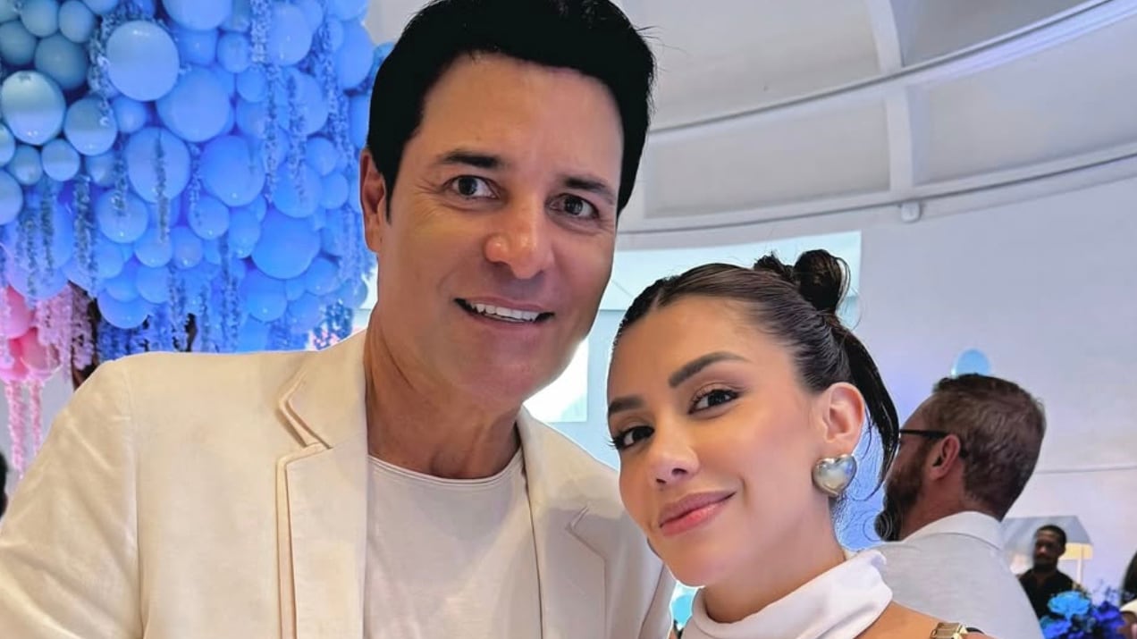 Karime Pindter ni peló la caída de Lele Pons porque lo mejor de la fiesta fue Chayanne