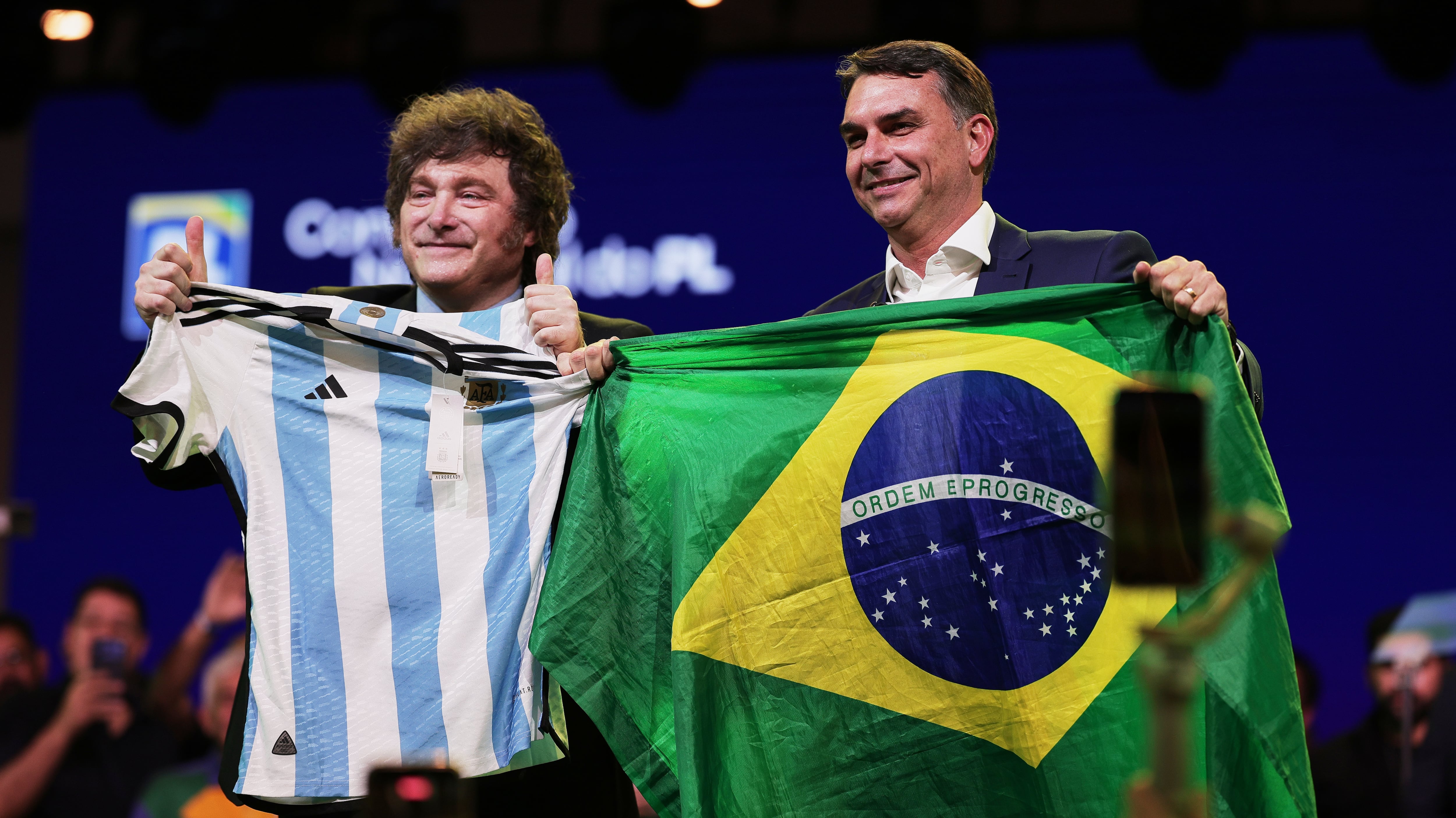 La diplomacia de los bravucones