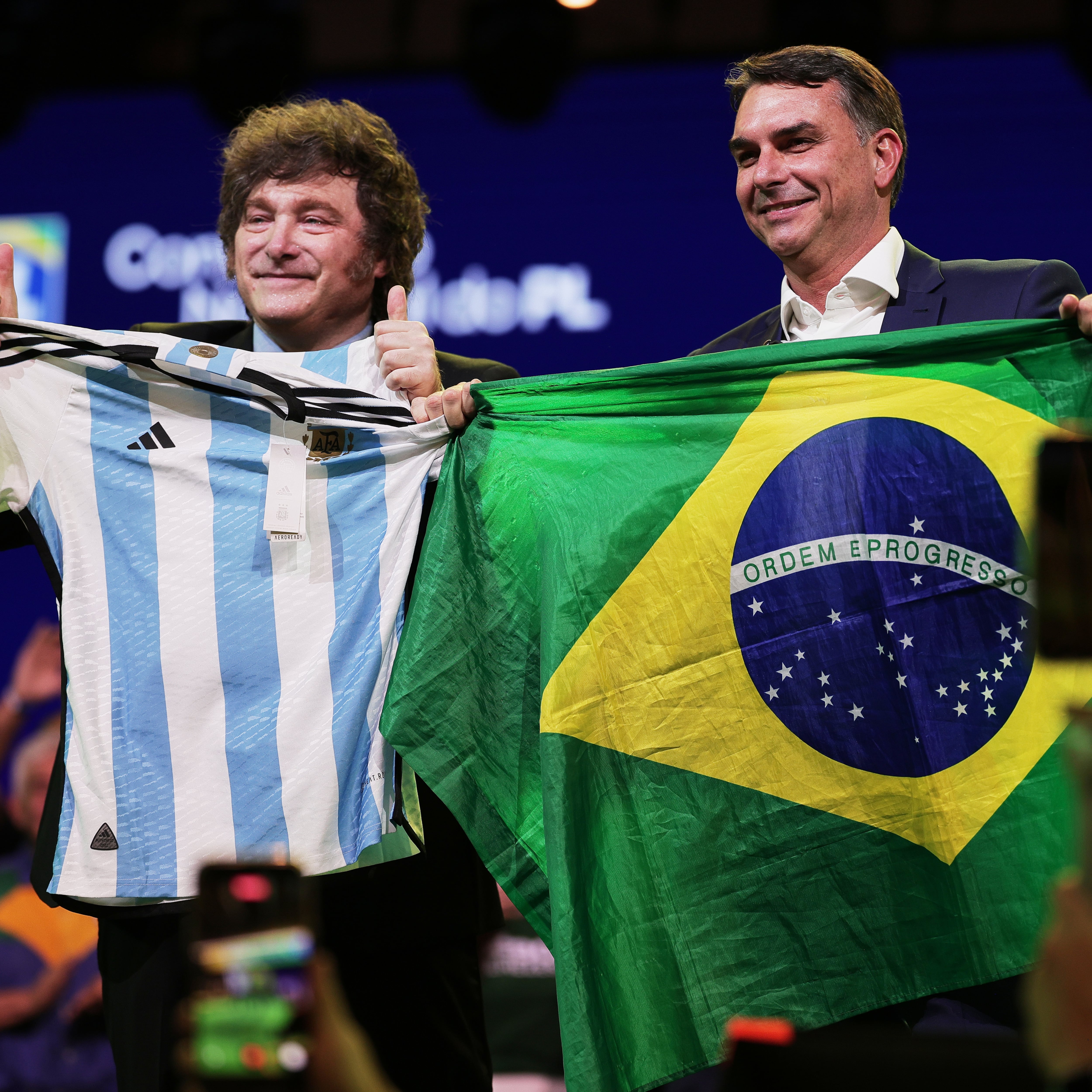 La diplomacia de los bravucones