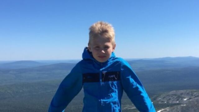 Kirill, niño de 9 años extraviado en el bosque de Rusia.