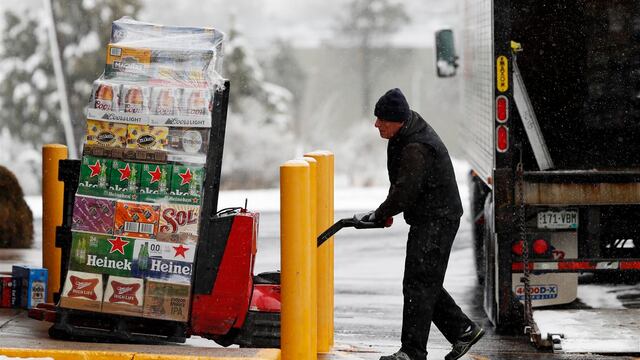 Cada vez más norteamericanos recurren al trueque para obtener productos necesarios.