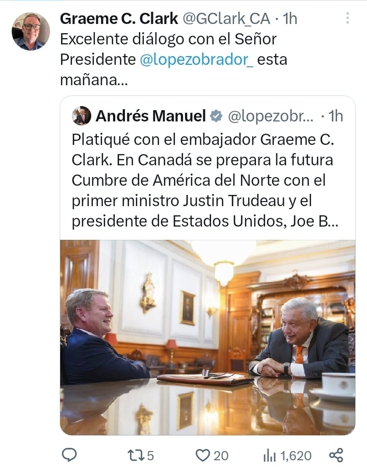 AMLO y el embajador de Canadá, Graeme C. Clark