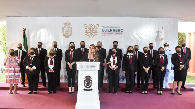 La primera mujer que gobierna Guerrero