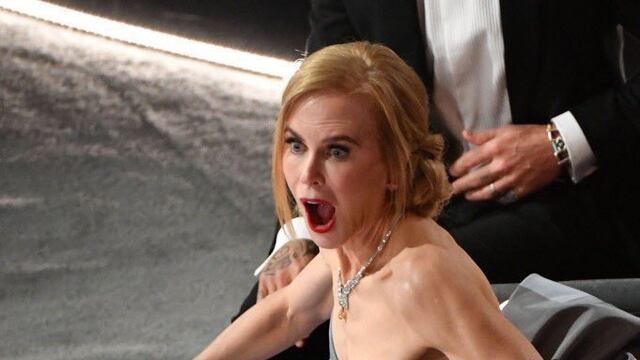 Meme sobre Nicole Kidman en los Oscar 2022