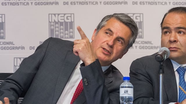 Julio Santaella. INEGI.