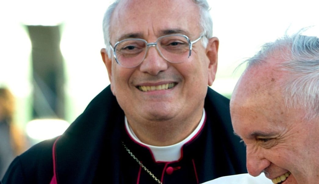 Obispo Nicholas DiMarzio.