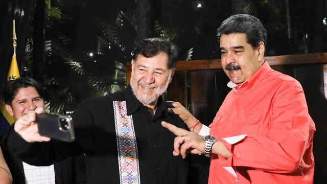 Gerardo Fernández Noroña y Nicolás Maduro