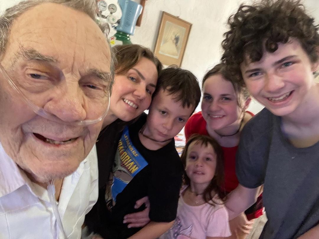 Michelle Vieth celebra cumpleaños de su abuelo
