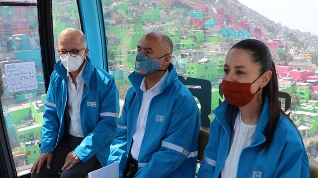 Claudia Sheinabum en el Cablebús
