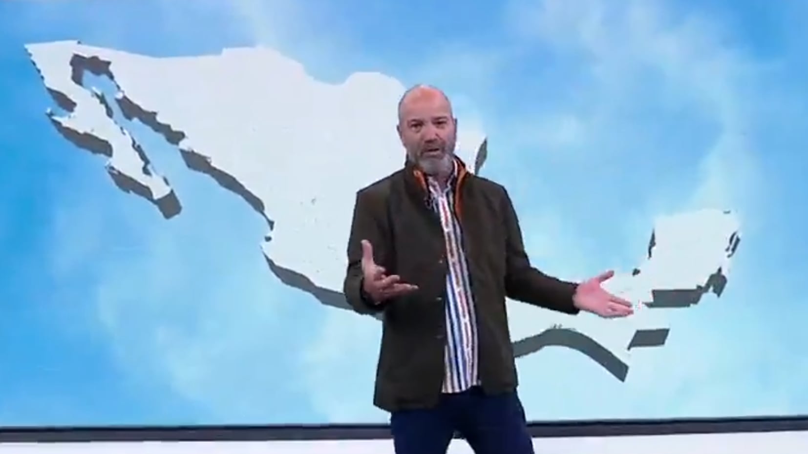 ¿TV Azteca Deportes está en quiebra? Luis García debuta como presentador del clima