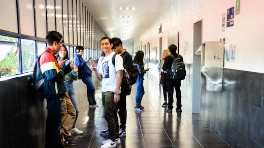 Democracia, gestión y liderazgo en la escuela