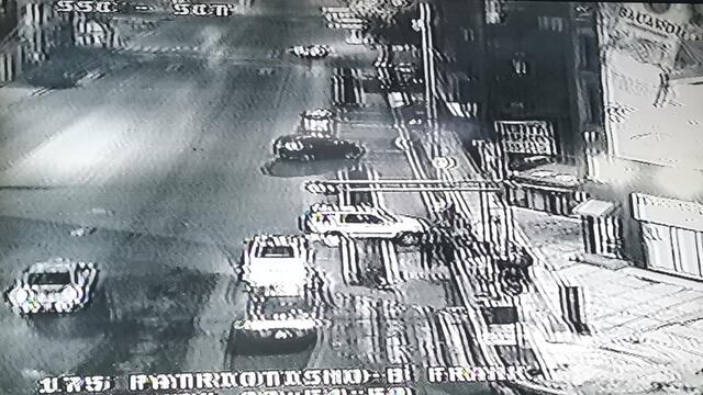 Joven denuncia abuso de autoridad de policías