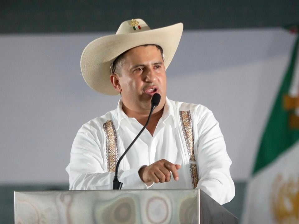 Carlos Manzo, alcalde de Uruapan