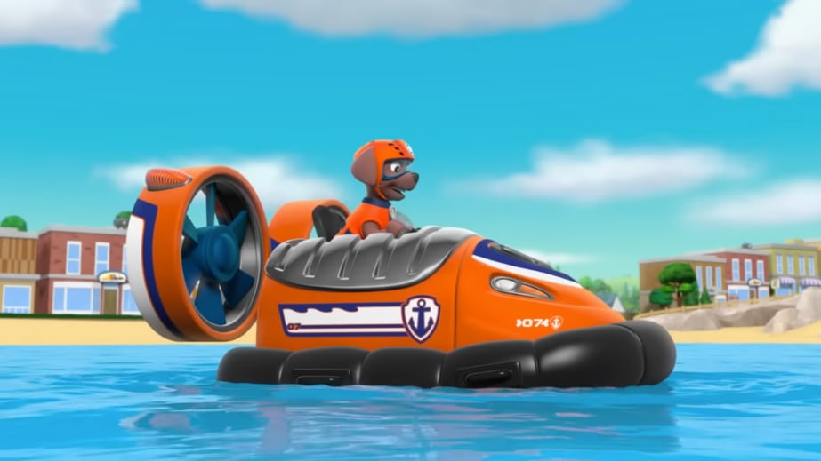 Zuma de Paw Patrol por el Día Mundial de las Ballenas y Delfines
