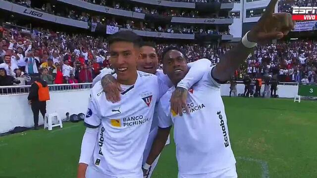 Renato Ibarra brilla en la Copa Sudamericana