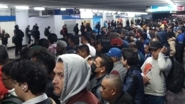 Línea 2 del Metro CDMX hoy 13 de febrero
